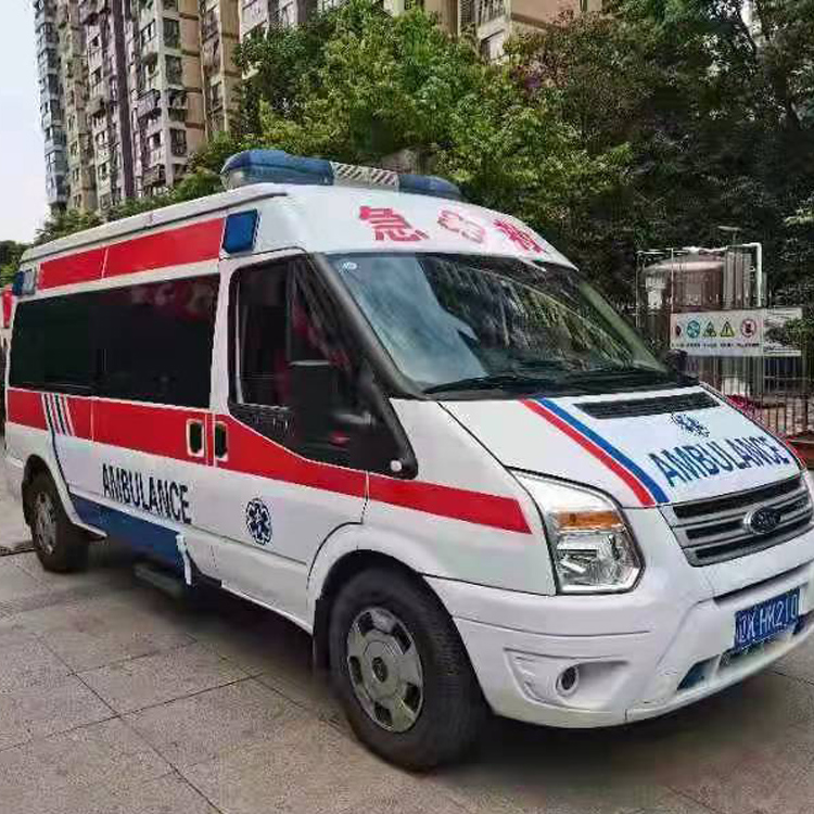 光泽长途救护车护送病人返乡